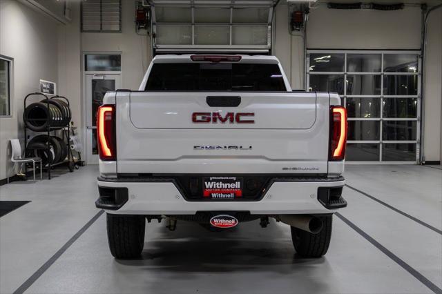 2024 GMC Sierra 3500HD 4WD Crew Cab Standard Bed Denali
