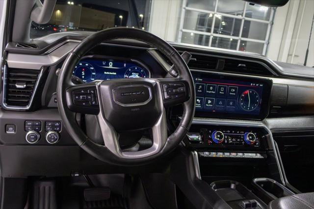2024 GMC Sierra 3500HD 4WD Crew Cab Standard Bed Denali