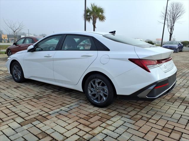 2024 Hyundai Elantra Hybrid Blue