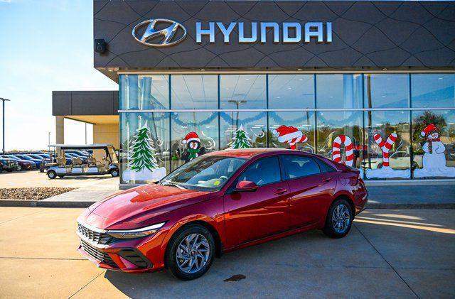 2026 Hyundai Elantra Hybrid Blue for sale in LAWTON, OK
