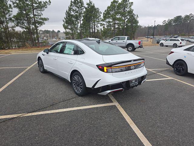 2026 Hyundai Sonata Hybrid SEL