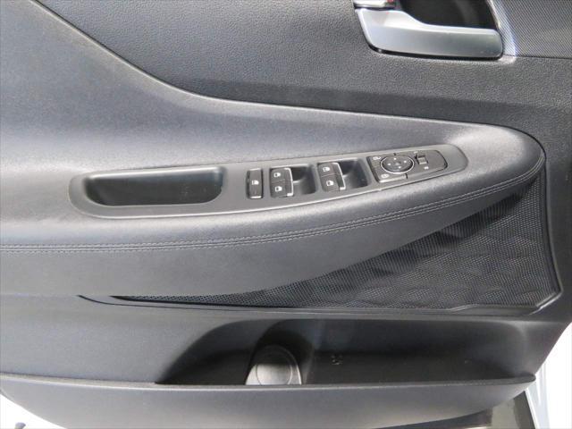 2021 Hyundai Santa Fe SE