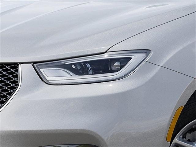 New 2026 Chrysler Pacifica Select For Sale in East Hanover, NJ
