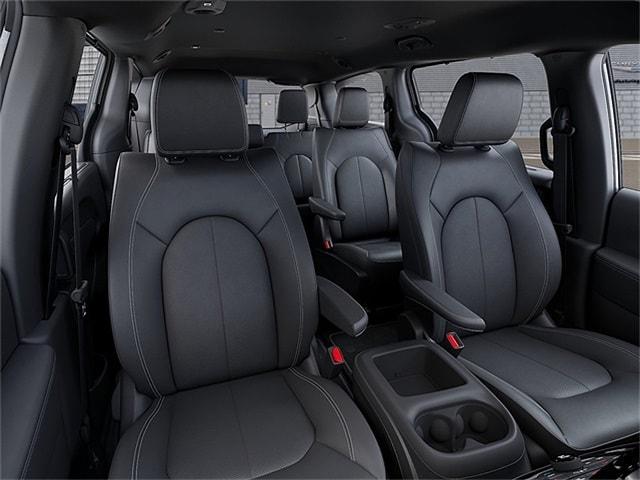 New 2026 Chrysler Pacifica Select For Sale in East Hanover, NJ