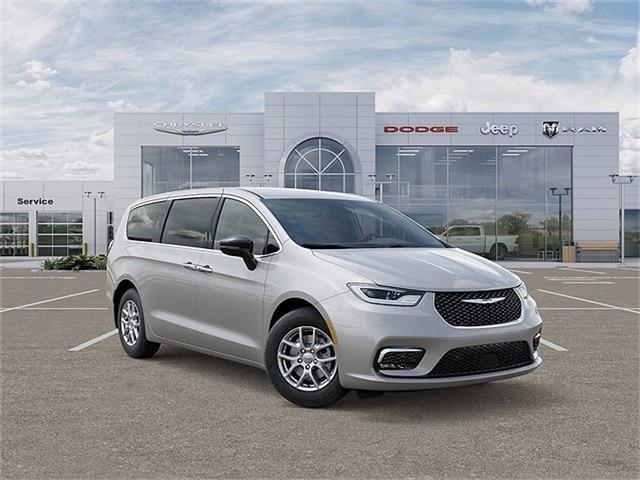 New 2026 Chrysler Pacifica Select For Sale in East Hanover, NJ