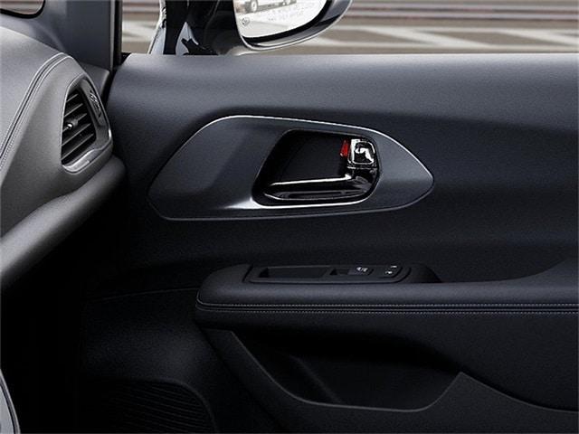 New 2026 Chrysler Pacifica Select For Sale in East Hanover, NJ