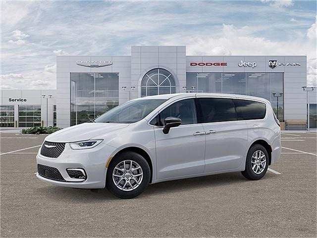 New 2026 Chrysler Pacifica Select For Sale in East Hanover, NJ