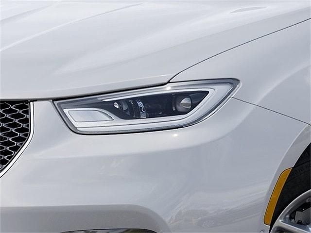 New 2026 Chrysler Pacifica Select For Sale in East Hanover, NJ
