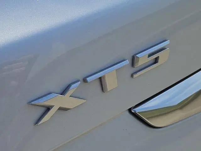 2026 Cadillac XT5 Luxury FWD