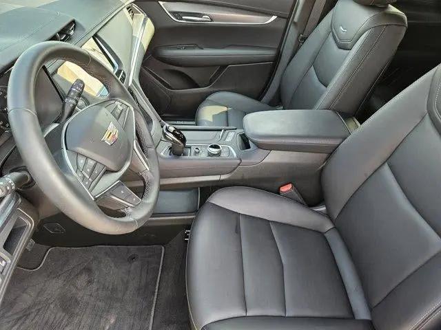 2026 Cadillac XT5 Luxury FWD