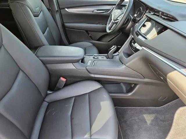 2026 Cadillac XT5 Luxury FWD