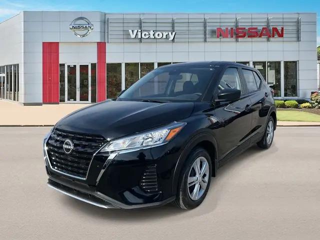2025 Nissan Kicks S