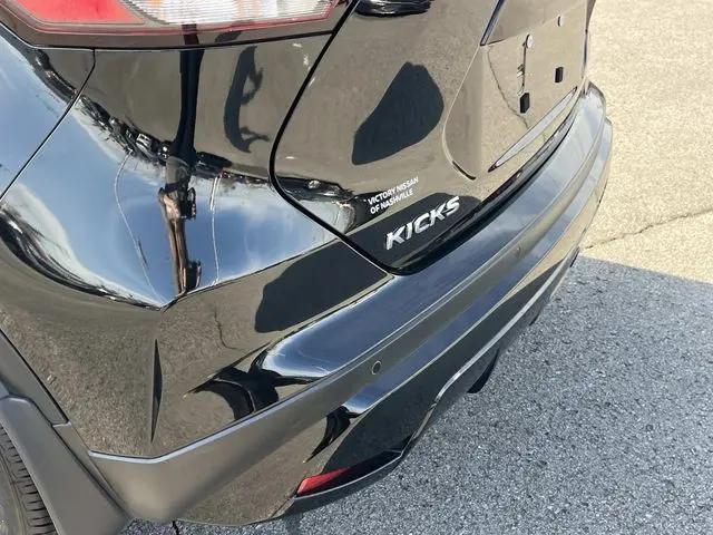 2025 Nissan Kicks S