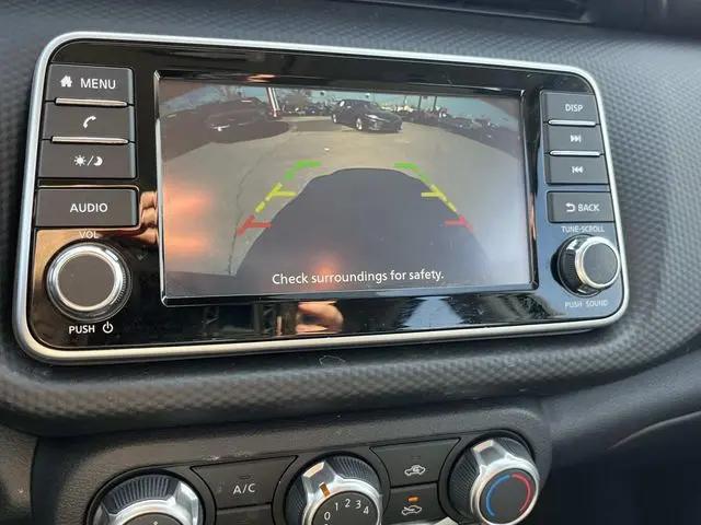 2025 Nissan Kicks S