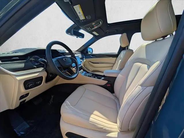 2026 Jeep Grand Cherokee Limited 4x2