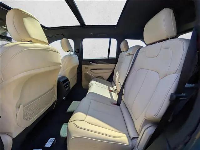 2026 Jeep Grand Cherokee Limited 4x2