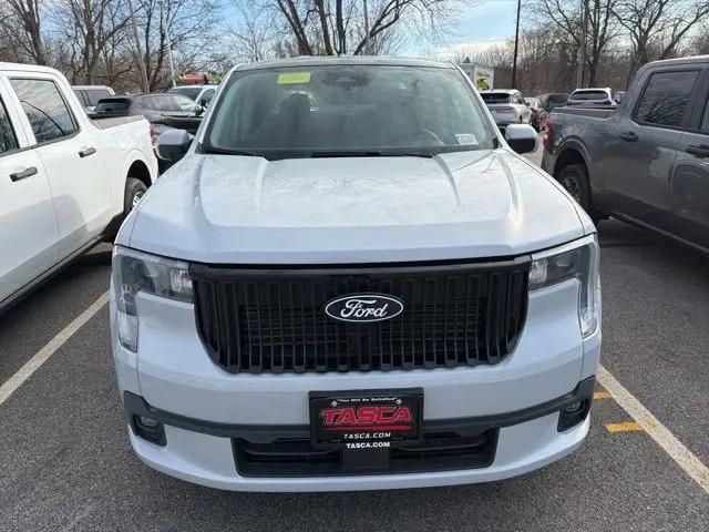 2026 Ford Maverick Lobo Standard
