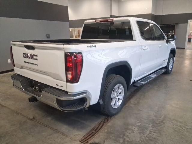 2026 GMC Sierra 1500 Crew Cab, Short Bed, SLE, 4WD