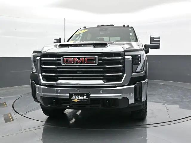 2025 GMC Sierra 3500HD 4WD Crew Cab Standard Bed SLT