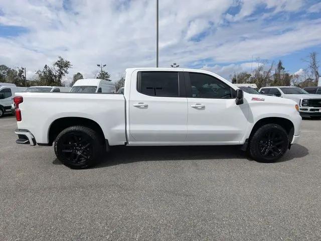 2024 Chevrolet Silverado 1500 4WD Crew Cab Short Bed RST