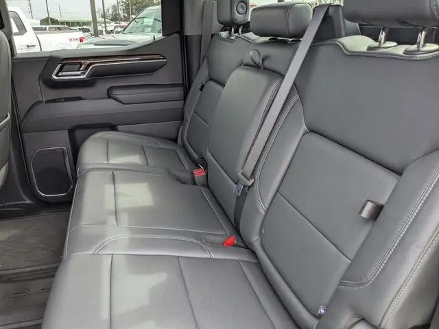 2024 Chevrolet Silverado 1500 4WD Crew Cab Short Bed RST