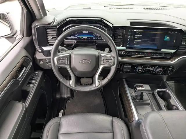 2024 Chevrolet Silverado 1500 4WD Crew Cab Short Bed RST