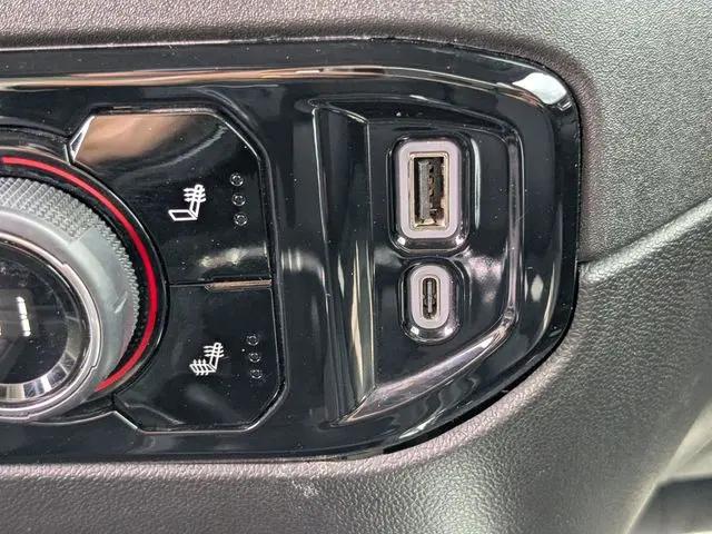 2024 Chevrolet Silverado 1500 4WD Crew Cab Short Bed RST
