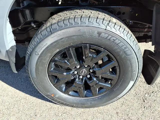 2026 Nissan Frontier Crew Cab SV 4x4