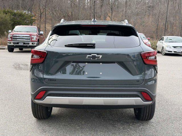 2026 Chevrolet Trax FWD LT