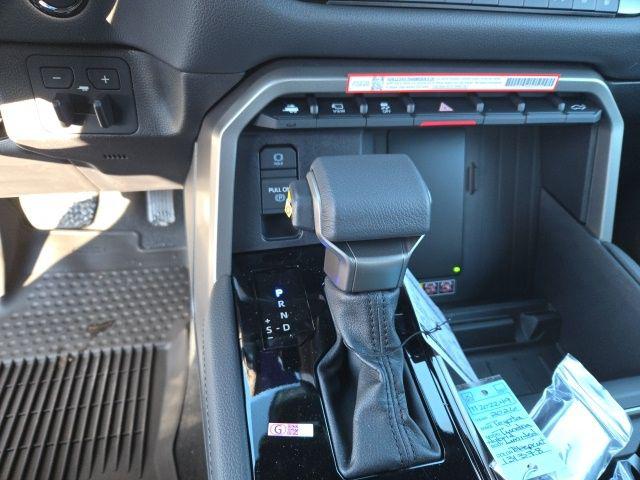 2026 Toyota Tundra Limited CrewMax 6.4' Bed