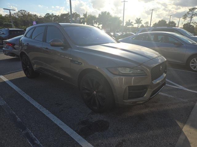 2017 Jaguar F-PACE 35t R-Sport