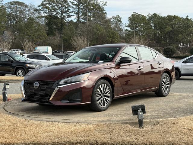 2025 Nissan Altima SV FWD