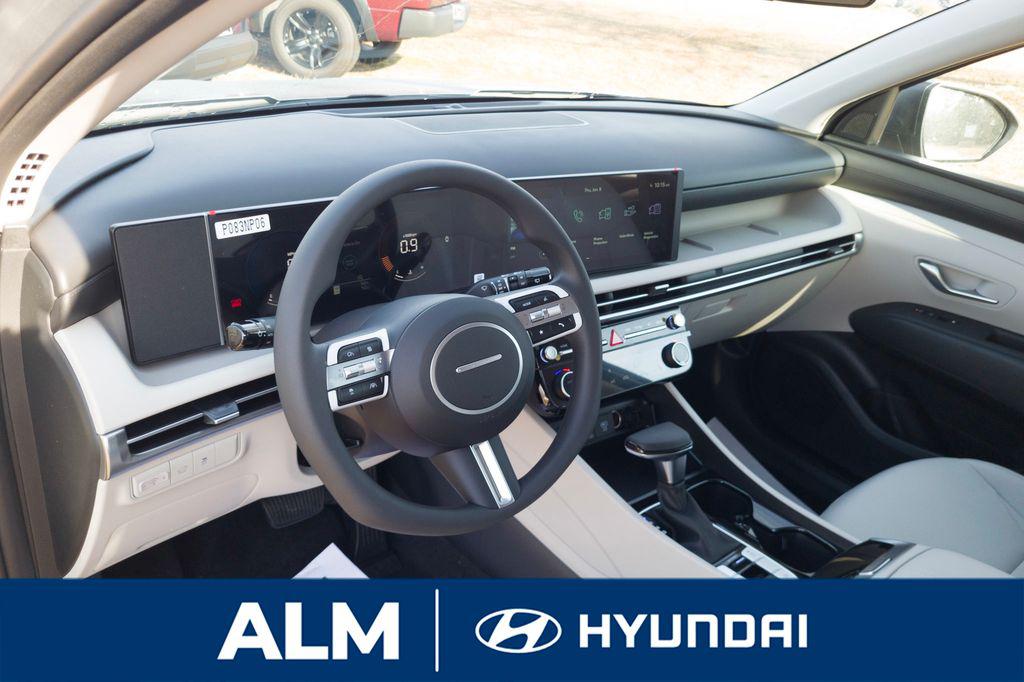 New 2026 Red HYUNDAI SEL FWD image 12