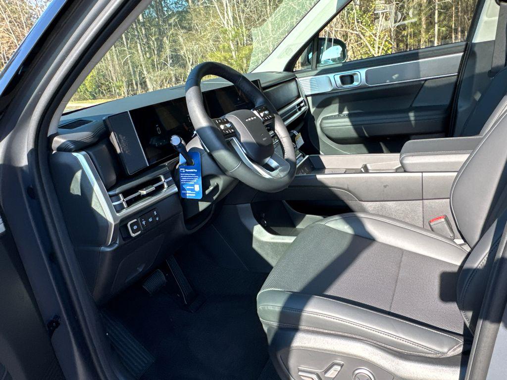 New 2026 Gray HYUNDAI XRT AWD image 9