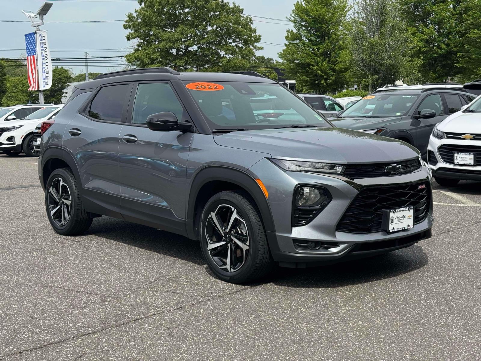 View vehicle photo 2