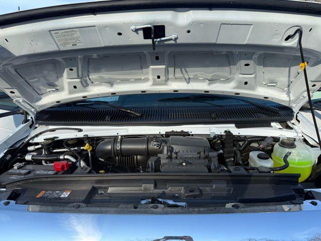 2026 Ford E-350 Cutaway Base