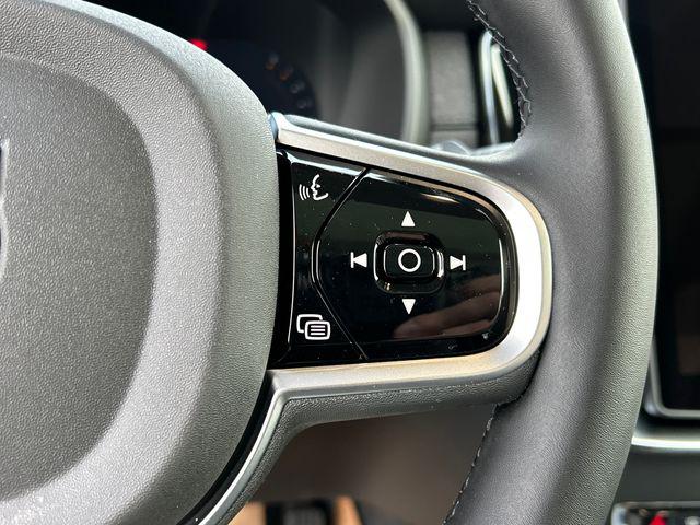 2026 Volvo XC90 Plus, B6 AWD Gas (mild hybrid), Gasoline, Bright, 7 Seats
