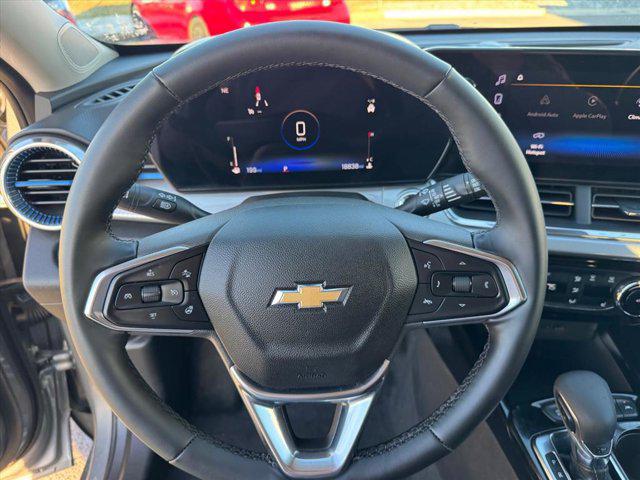 2025 Chevrolet Trax FWD LT