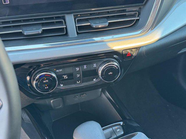 2025 Chevrolet Trax FWD LT
