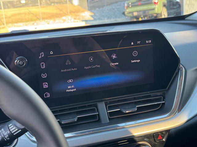 2025 Chevrolet Trax FWD LT