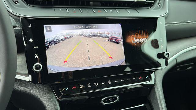2026 Jeep Grand Cherokee Altitude 4x4