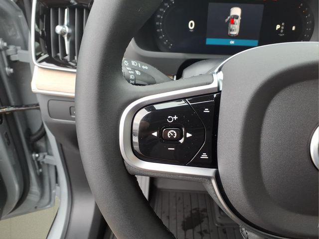 2026 Volvo XC90 Plus, B6 AWD Gas (mild hybrid), Gasoline, Bright, 7 Seats