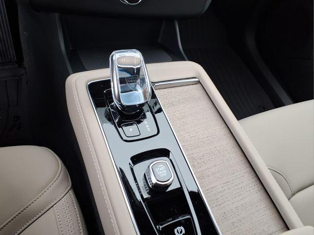 2026 Volvo XC90 Plus, B6 AWD Gas (mild hybrid), Gasoline, Bright, 7 Seats