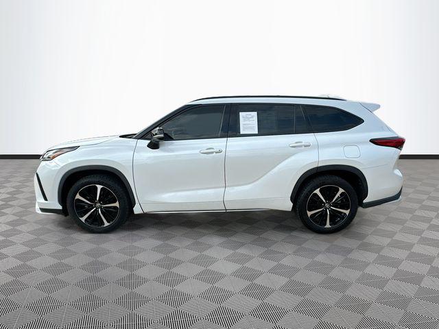 2022 Toyota Highlander XSE - Photo 4