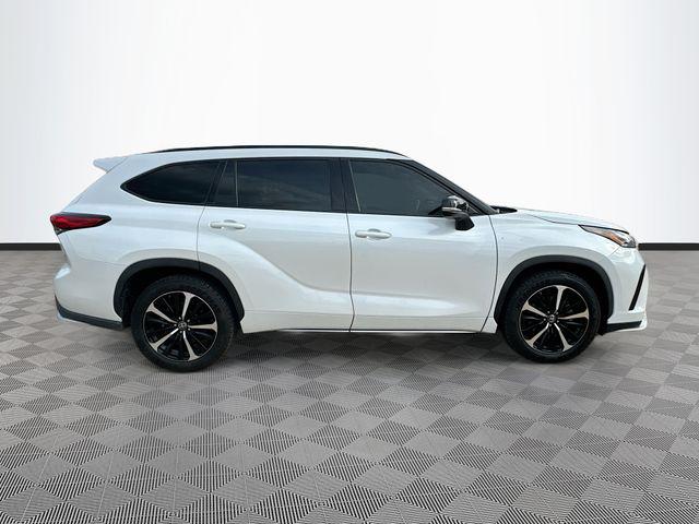 2022 Toyota Highlander XSE - Photo 8