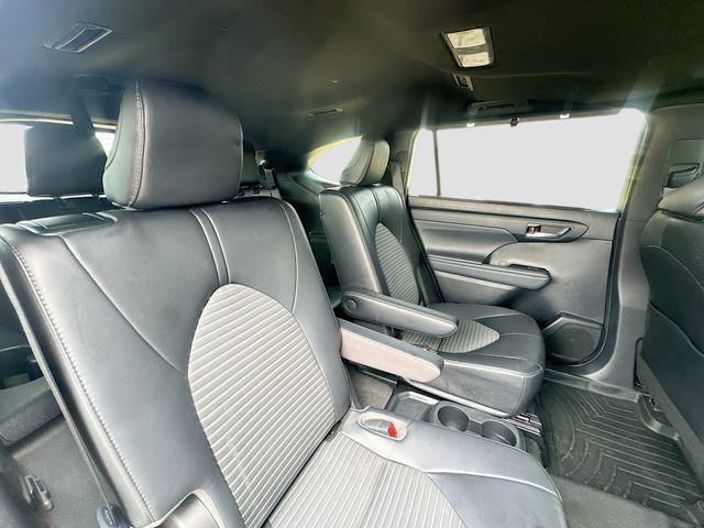 2022 Toyota Highlander XSE - Photo 36