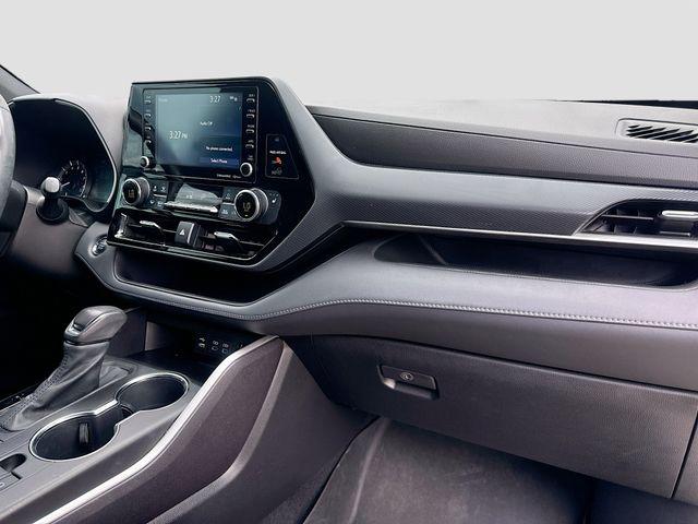 2022 Toyota Highlander XSE - Photo 38