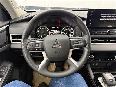 2026 Mitsubishi Outlander ES 1.5T S-AWC