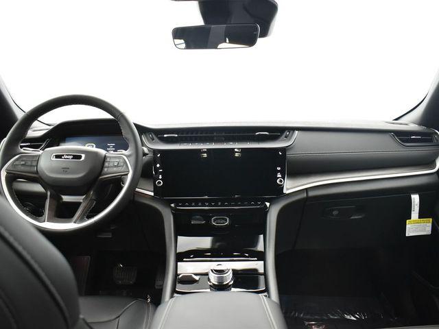 2026 Jeep Grand Cherokee L Limited 4x4