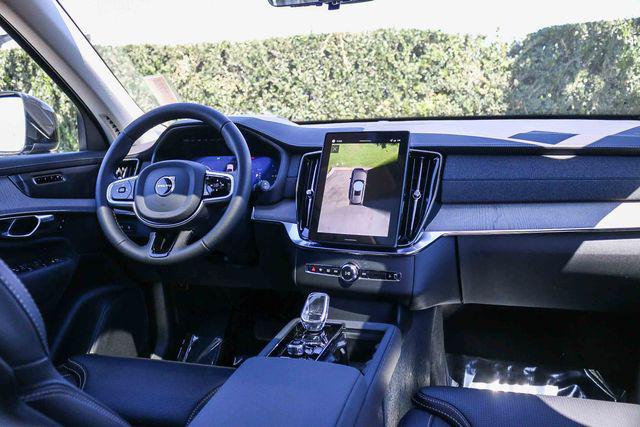 2026 Volvo XC90 Plug-In Hybrid Ultra, T8 AWD, Electric/Gasoline, Bright, 7 Seats